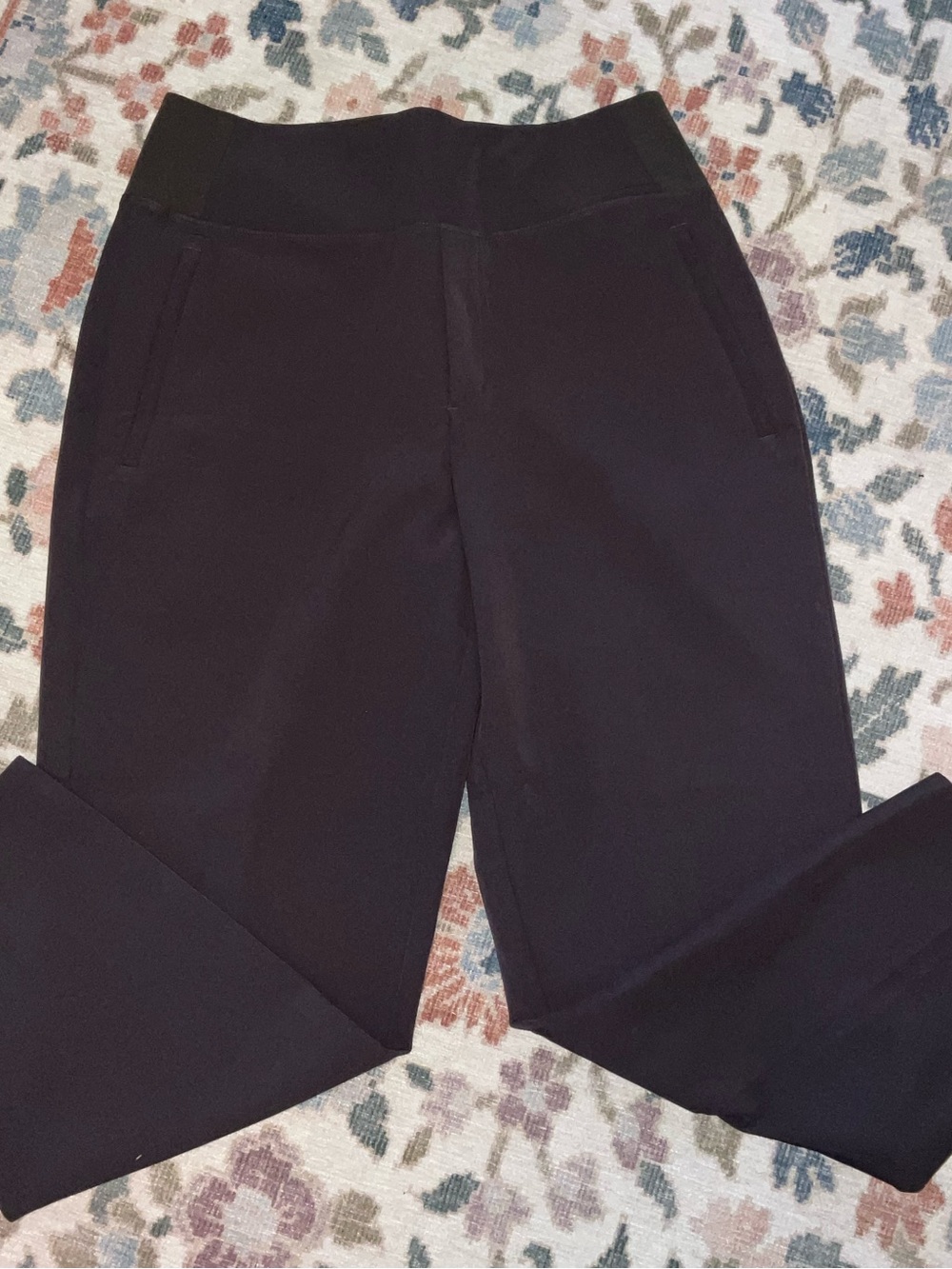 Athleta Black Slim Crop Pull-On Joggers NWOT!